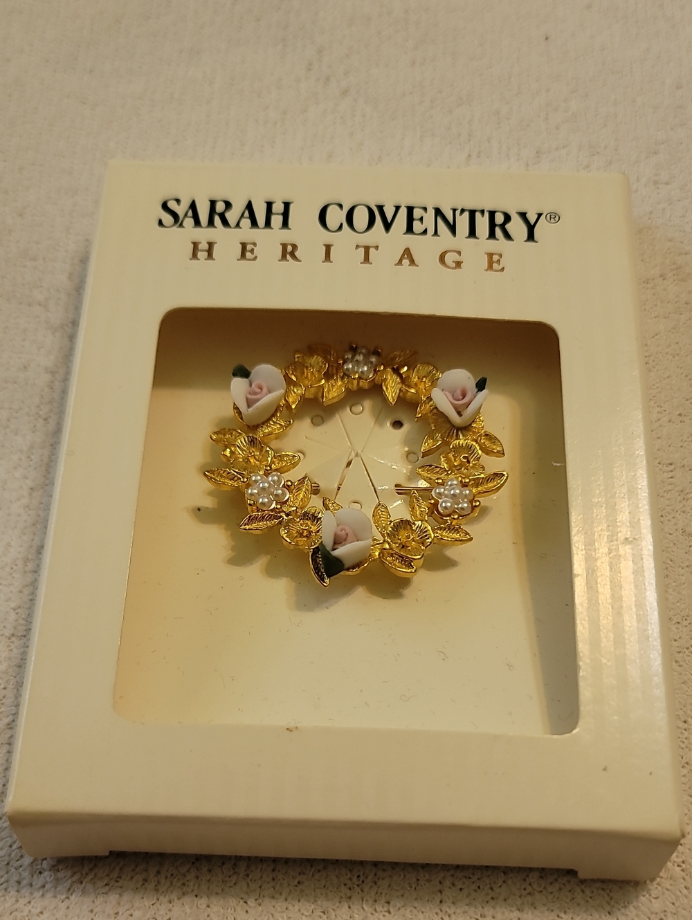 Sarah Coventry Golden Tone Floral Wreath Brooch with 3d Pink Floralettes